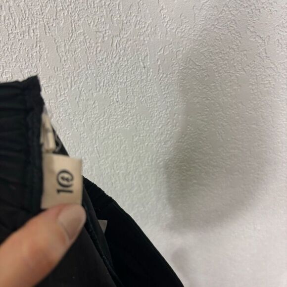 10 Tree Black High Waisted Jogger Sweatpants - Picture 5 of 6